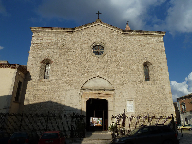 Foto Cattedrale_di_Venosa