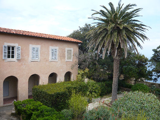 Cortile di Villa Mulini