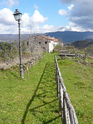 Sentiero di Laino Castello