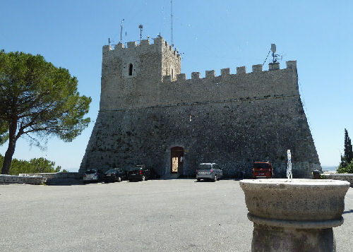 Molise Castelllo Monforte