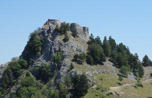 Roccamandolfi Castello medievale