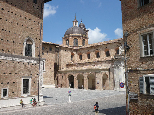 Piazza Duca Federico di Urbino