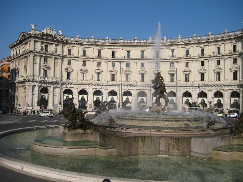 Piazza_della_Repubblica_di_Roma