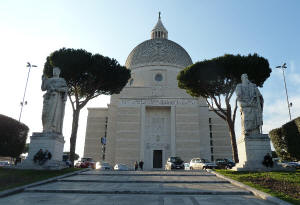 Basilica parrocchiale dei santi Pietro e Paolo in Roma Eur