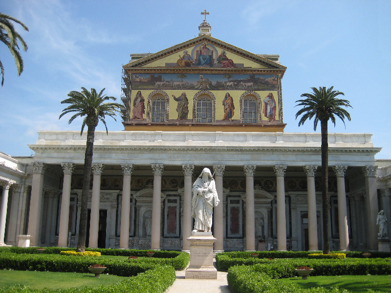 Basilica_San_Paolo_Fuori_Le_Mura