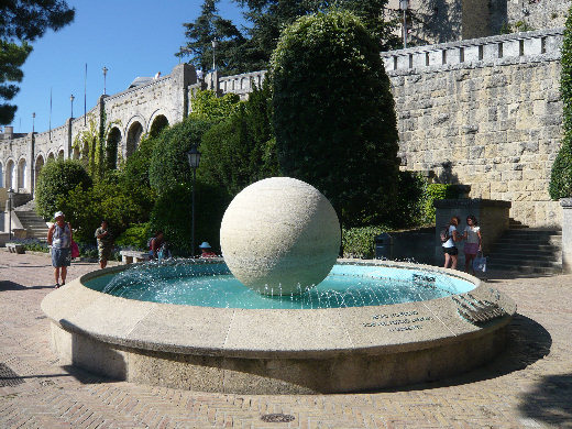 Fontana nel Giardino dei Liburni