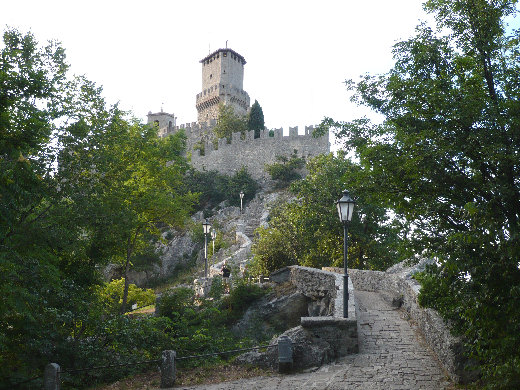 Rocca Guaita e passo delle streghe