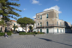 Piazza_Castello di Aci_Castello