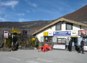 Grotta_Naturale Rifugio Sapienza Etna
