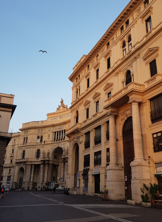 Napoli Via Vittorio Emanuele III