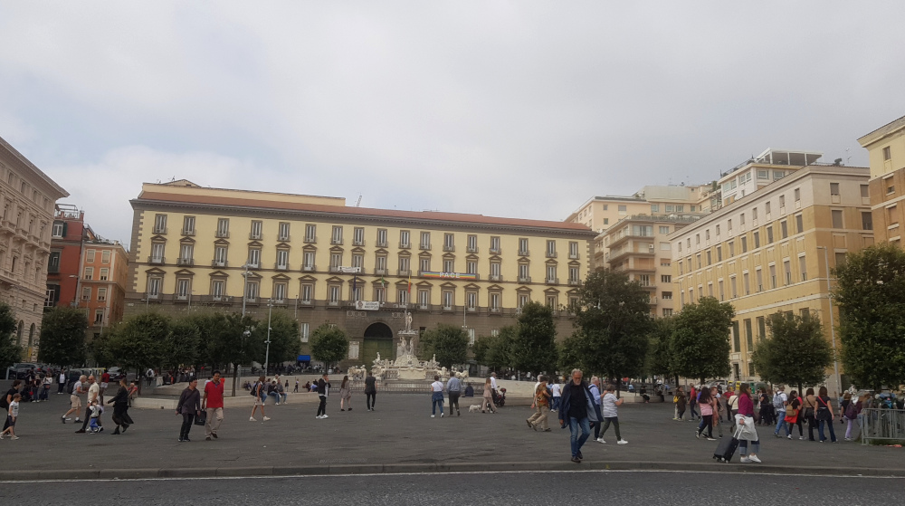 Napoli foto Piazza_Municipio