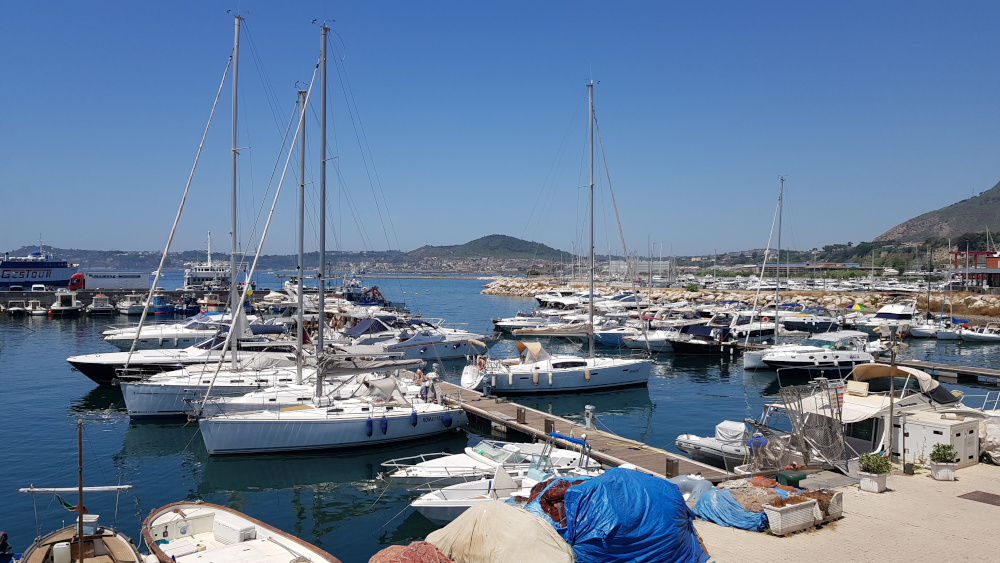 Porto di Pozzuoli