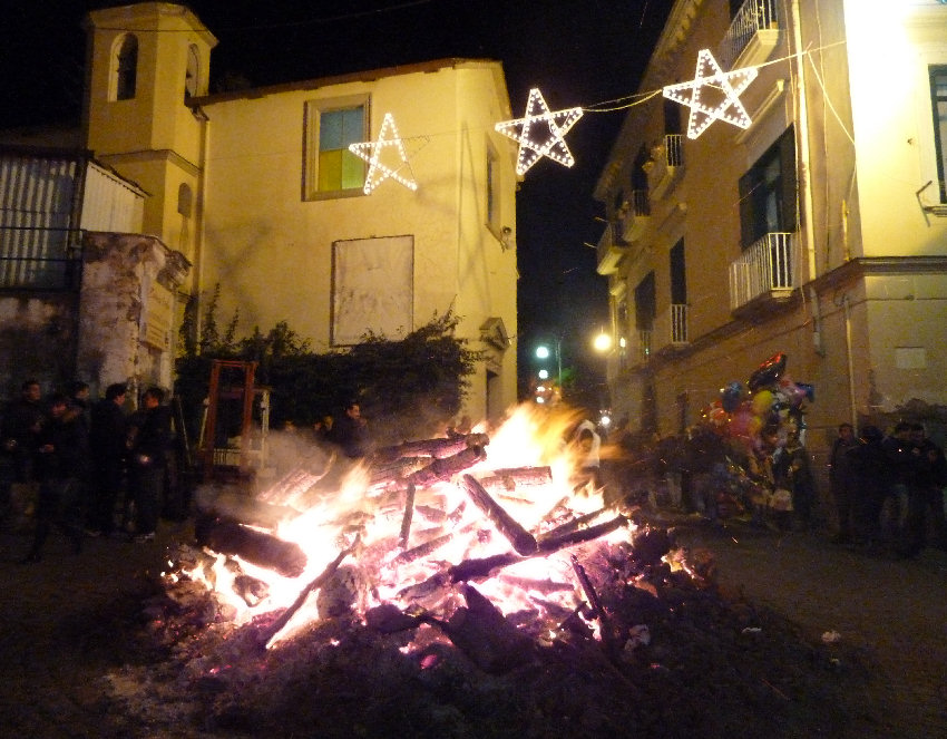 Falò di Santa_Lucia Sorrento