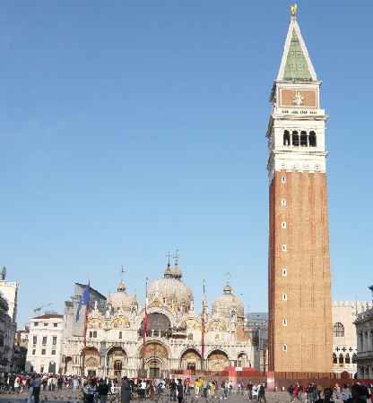 Venezia: Basilica e campanile di San Marco