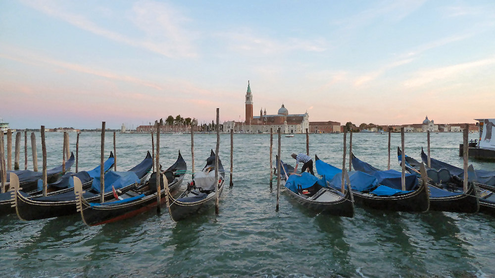 Gondole in Laguna di Venezia