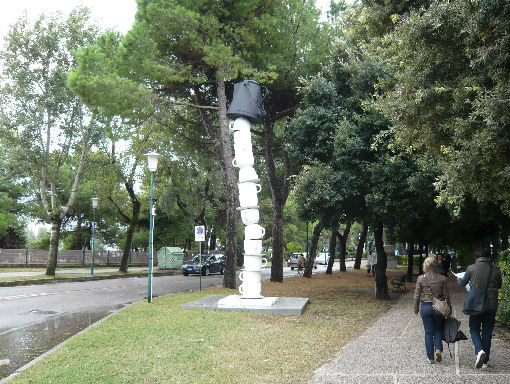 Installazione in Lungomare Guglielmo Marconi